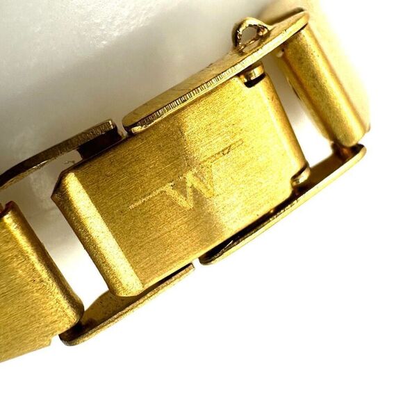 Wittnauer gold tone vintage watch main image 5